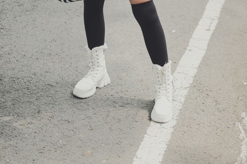 The November Boot Report 2026: Knee-High, Ankle and Chelsea Silhouettes Compared Across Four Brands