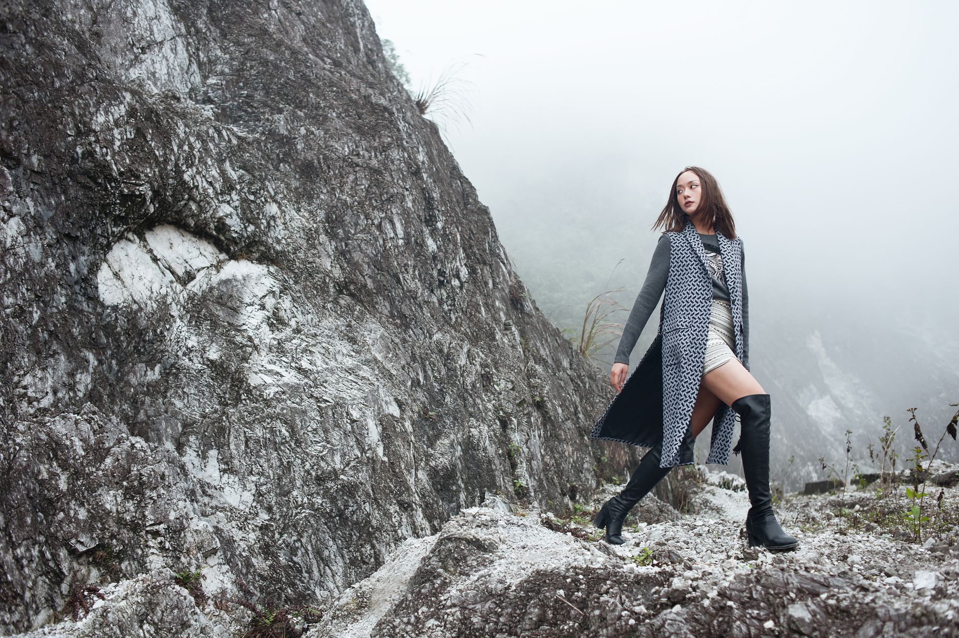 A fashion editorial outfit outdoors