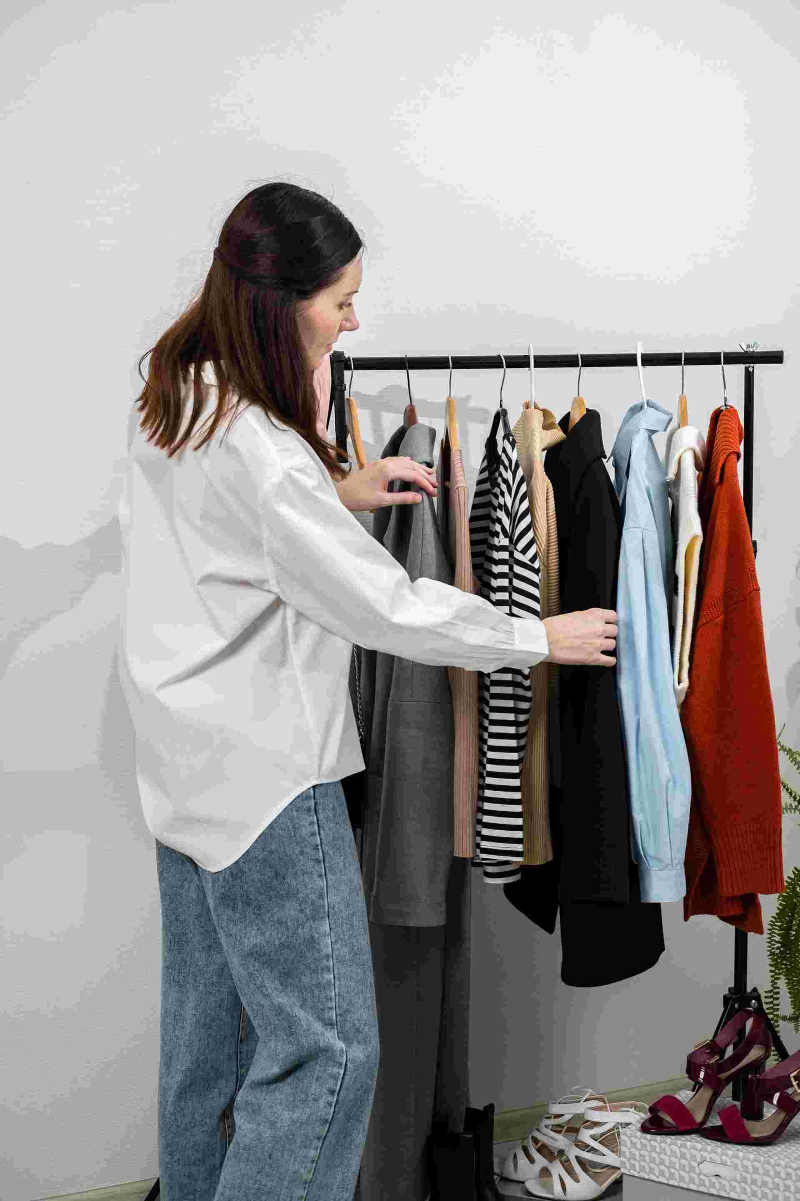 Outfit styling tips for women clothes that do the talking