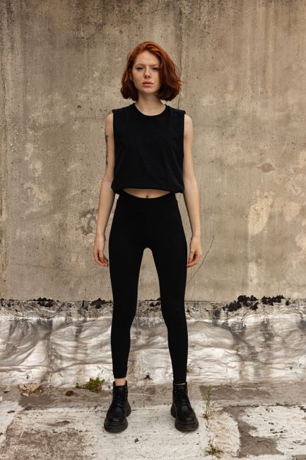 black athleisure leggings editorial
