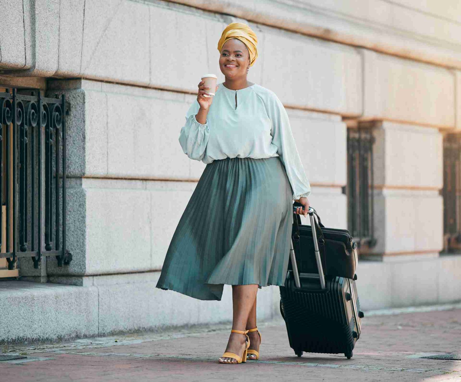 Travel outfits for women comfortable stylish packing guide